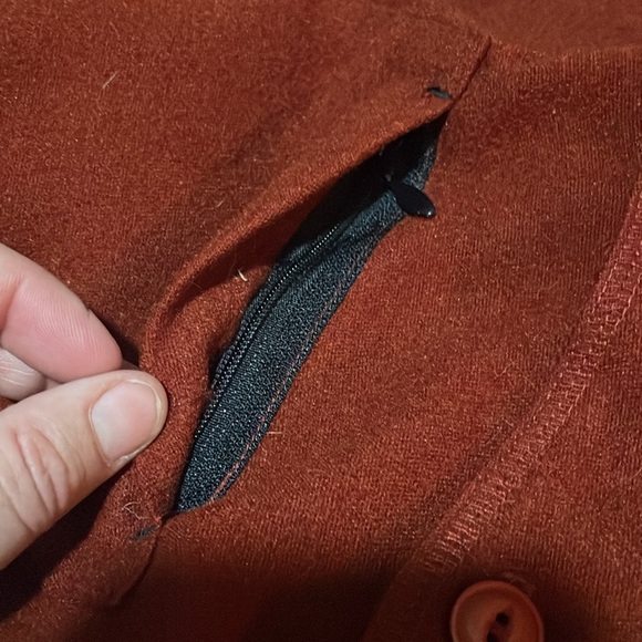 New X S Men’s Large Button Down Long Sleeved Shirt - Picture 4 of 5